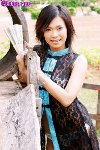 Ae Marikarn голая в своей деревне aema0248.jpg