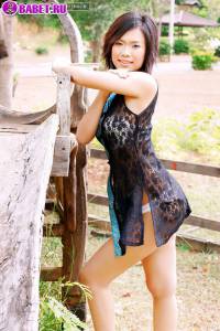 Ae Marikarn голая в своей деревне aema0229.jpg