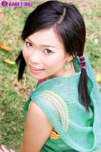 Голая Ae Marikarn играет с мячиком aema0326.jpg