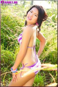 Эротические фото Aime Copony в траве aico0635.jpg