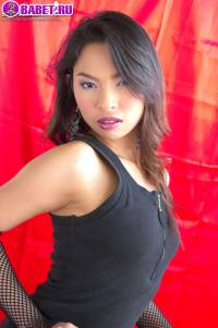 Amara Bhunawat в роли проститутки ambh070678.jpg