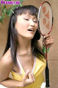 фосессии хардкор Angela Lin голая на теннисном корте anli0314.jpg