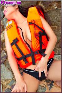 Angelena Loly голая в спасательном костюме anlo0612.jpg