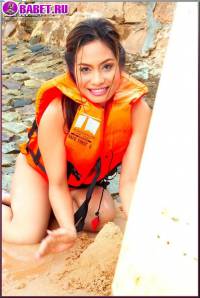 Angelena Loly голая в спасательном костюме anlo0636.jpg