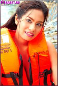 Angelena Loly голая в спасательном костюме anlo0690.jpg