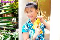 Anna Chung поливает себя голой anch0169.jpg