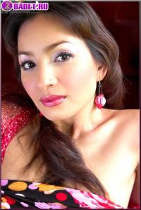 Annita Sang без трусиков лежит в постели ansa0226.jpg