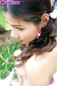 Arisa Sunaree голая в собственном саду arsu0404.jpg