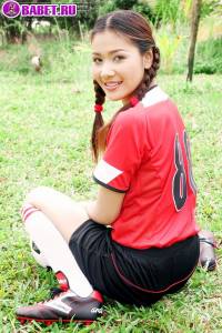 Arisa Sunaree голая подерживает национальную сборную arsu0334.jpg