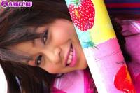 Atom Hillson в роли сексуальной школьницы athi0403.jpg