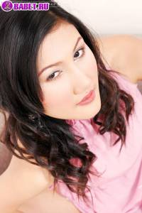 Jennifer Lee показывает сиськи jele0509.jpg