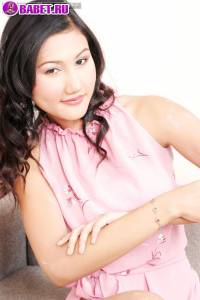 Jennifer Lee показывает сиськи jele0510.jpg