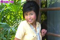 Jam Jaminga показывает дырочки jaja0476.jpg