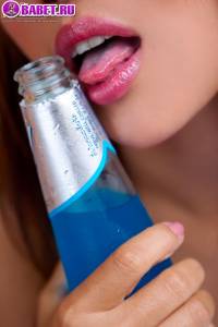 Koko Tongpu мастурбирует бутылкой koto0228.jpg