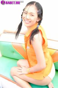 Kooky Rakchanok без трусиков kora0428.jpg