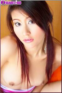 Kristine Mitty без трусиков krmi0315.jpg