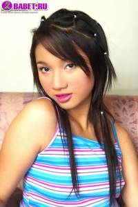 Kwan Nareenut показывает писю kwna0203.jpg