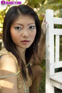 Kate Bong играет с писей kabo0565.jpg