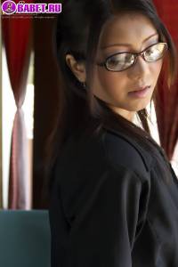 Kate Bong в офисе устроила стриптиз kabo0163.jpg