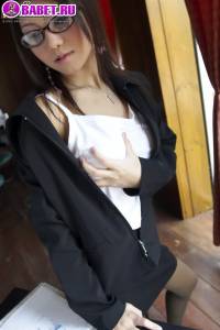 Kate Bong в офисе устроила стриптиз kabo0167.jpg