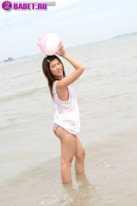 Loretta Lee голая на пляже lole0116.jpg