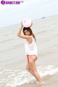 Loretta Lee голая на пляже lole0171.jpg