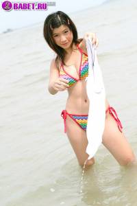 Loretta Lee голая на пляже lole0158.jpg