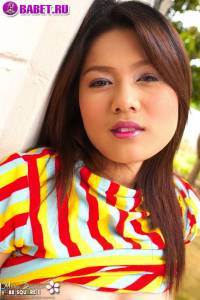 Make Dawan показывает пизду mada0186.jpg