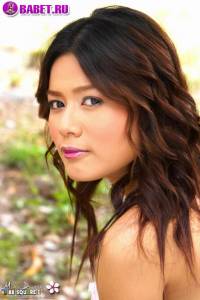 Голая Make Dawan с велосипедом mada0534.jpg