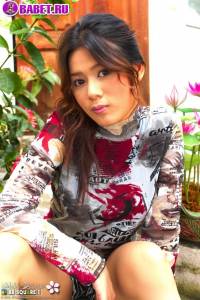 Фото голой Make Dawan во дворе mada0678.jpg