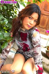 Фото голой Make Dawan во дворе mada0658.jpg