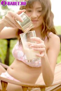 Голенькая Maria Sawaguchi обедает masa0412.jpg