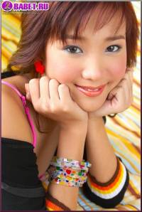 Martiny May показывает писю mama0462.jpg