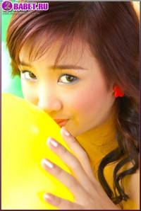 Martiny May показывает писю mama0443.jpg