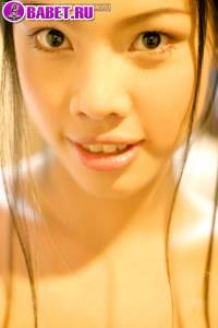 Maya Asawawong моет свои сиськи maas0106.jpg