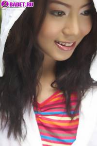 Mikiko Toyo раздевается в саду mito0145.jpg