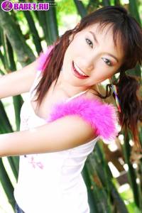 Голенькая Mind Sumonrat на столе misu0411.jpg