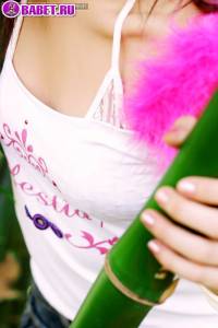 Голенькая Mind Sumonrat на столе misu0472.jpg