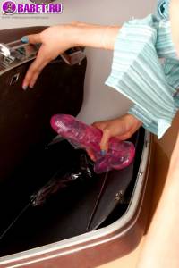 Mona and Mind играет с самотыком momi0213.jpg