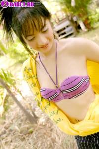 Natalee Cambell гладит свою писю на ступеньках naca0409.jpg