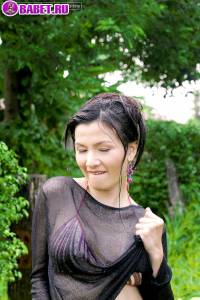 Голенькая Natasha Lerattiny гуляет по дождю nale0649.jpg