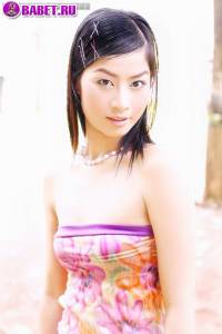 Nena Sarana мастурбирует марковкой nesa0102.jpg