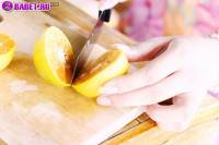 Nena Sarana мастурбирует марковкой nesa0171.jpg