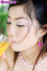 Nena Sarana мастурбирует марковкой nesa0170.jpg