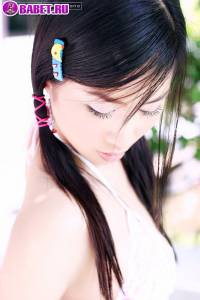 Nena Sarana показывает небритую пизду nesa0218.jpg