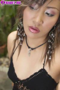 Nutt Kempalee показывает писю крупным планом nutt0475.jpg