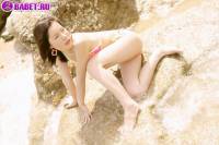 Голая Nadear Beeker отдыхает на берегу моря nabe0545.jpg