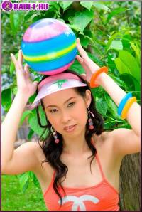 Olive Moon голенькая в своём саду olmo0403.jpg