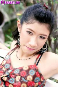 Pancake Sunisa на природе показывает пизду pasu0679.jpg