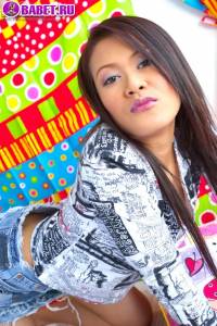 Модель Patt Pandava мастурбирует пизду 019.jpg